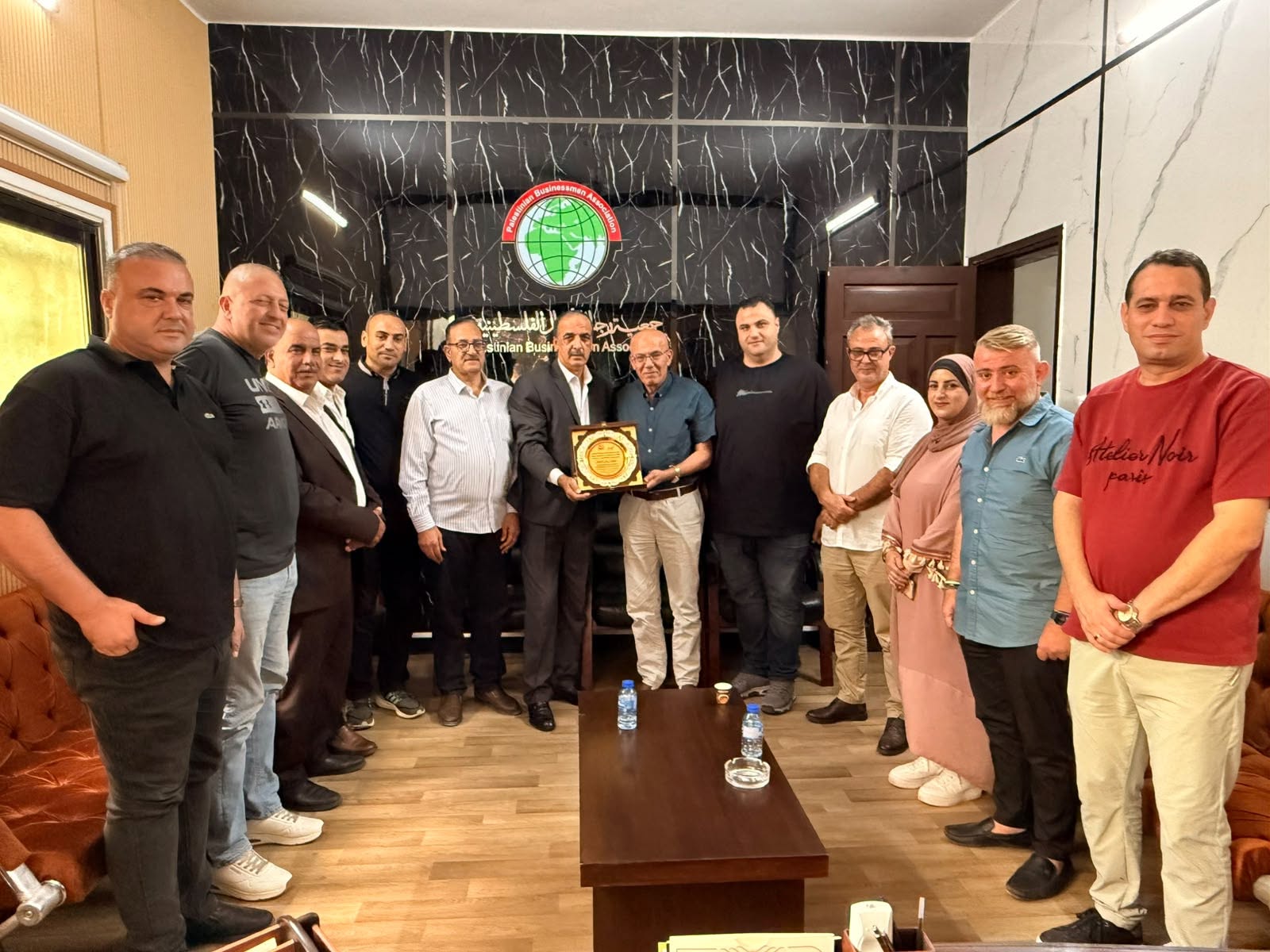 هيئة المطاعم والفنادق تهنئ جمعية رجال الأعمال بمجلس إدارتها الجديد وتدعو لتعزيز الشراكة في مسار التعافي